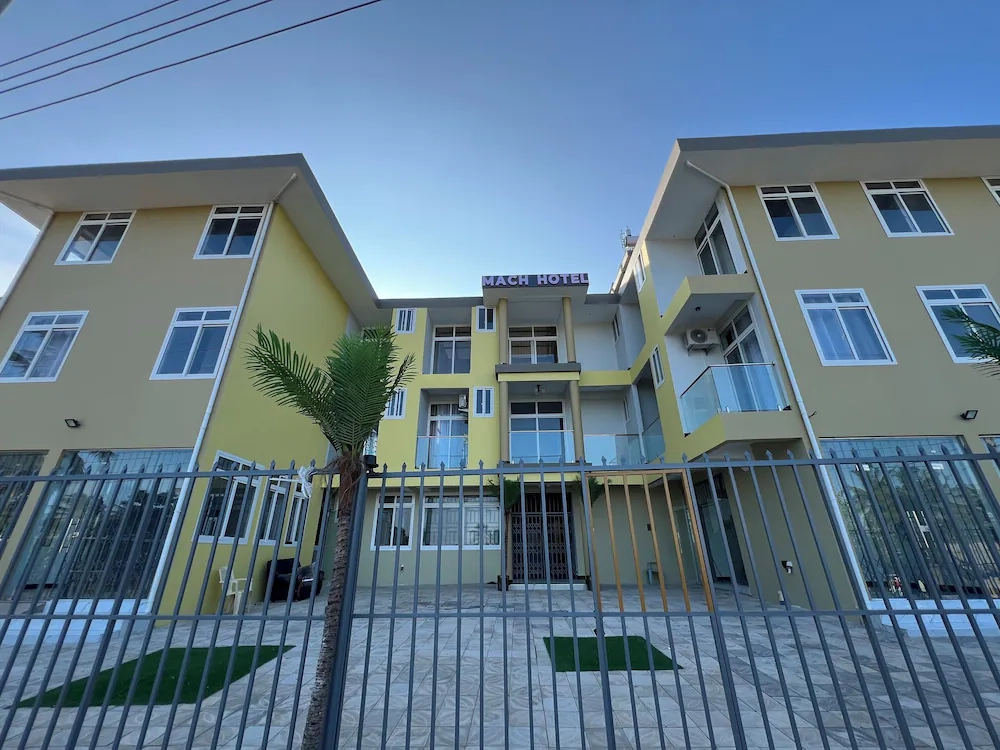 Mach Hotel front view